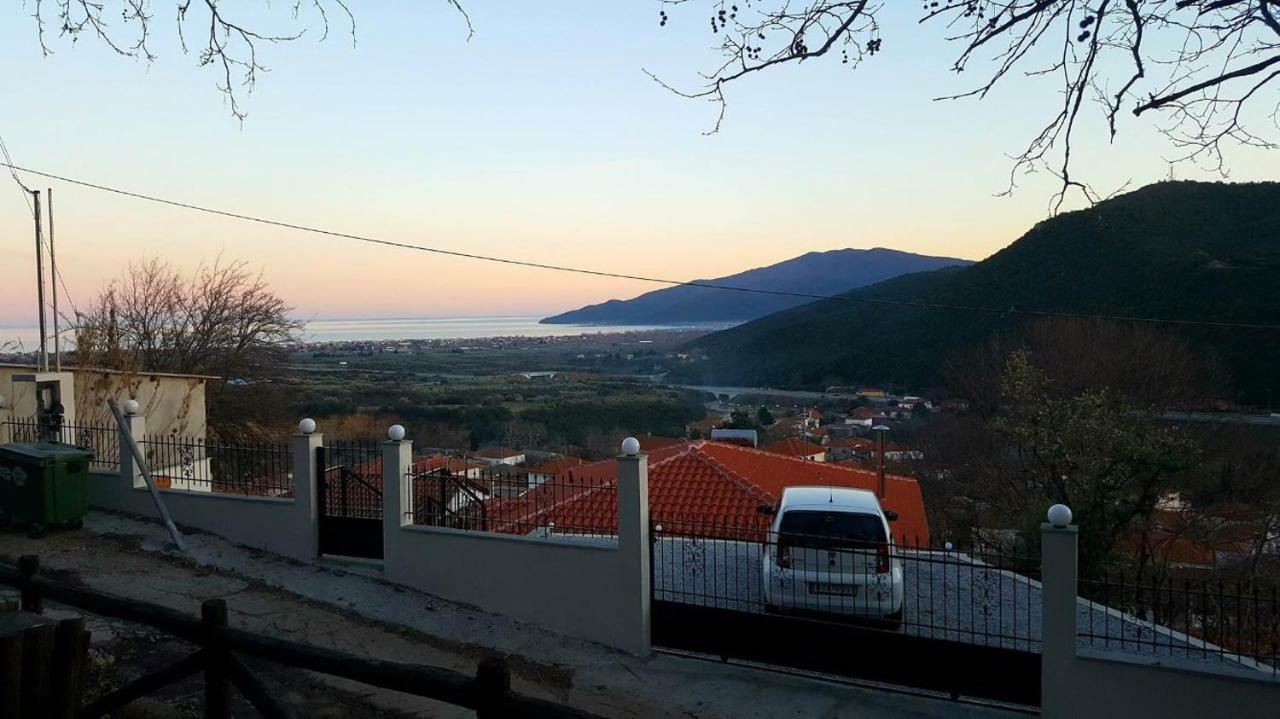 Penzion Titika House Vrasná Exteriér fotografie